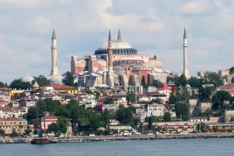 اطلاعات سفر به استانبول‎